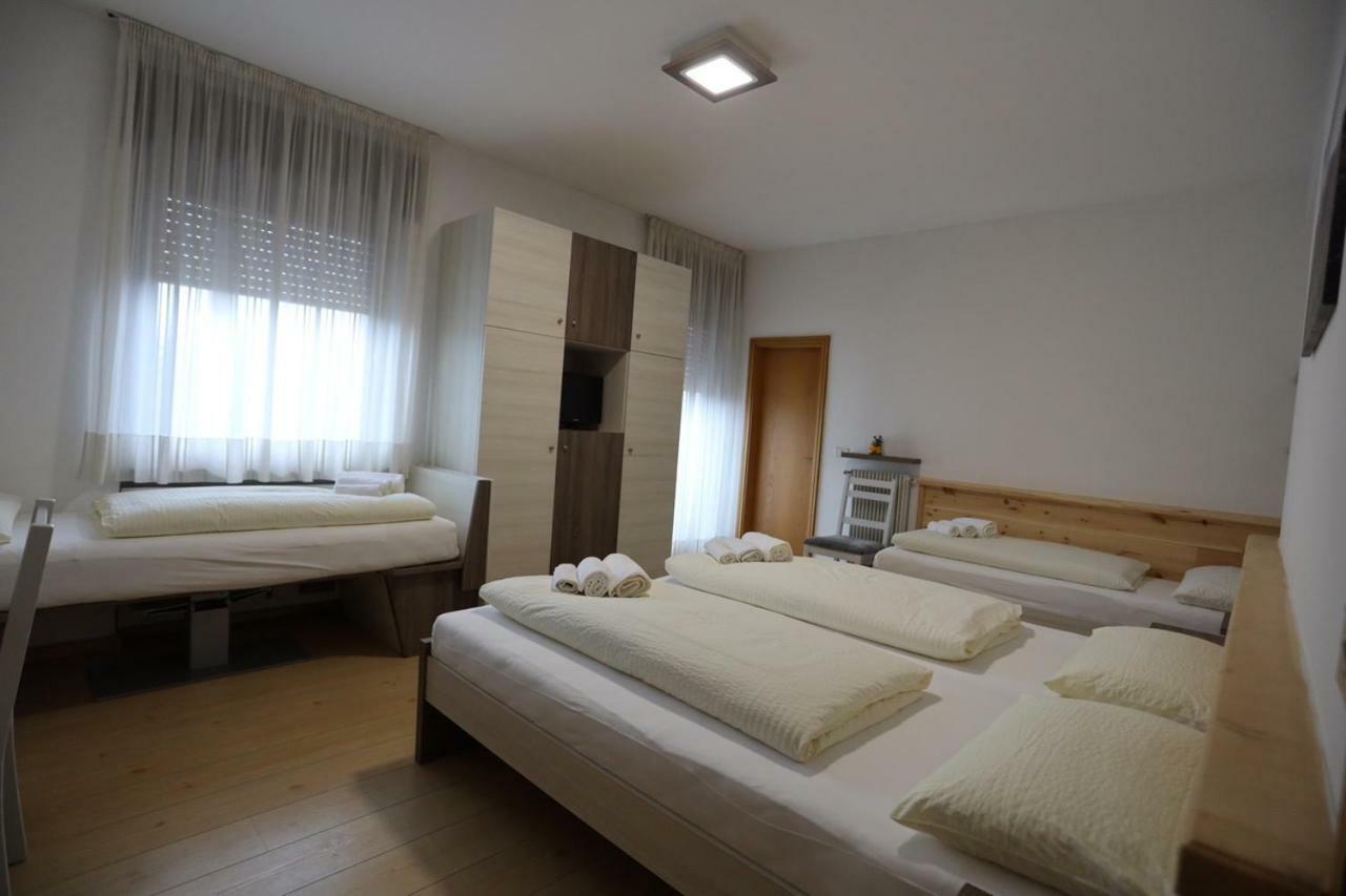 Albergo Bellaria Карано Екстериор снимка