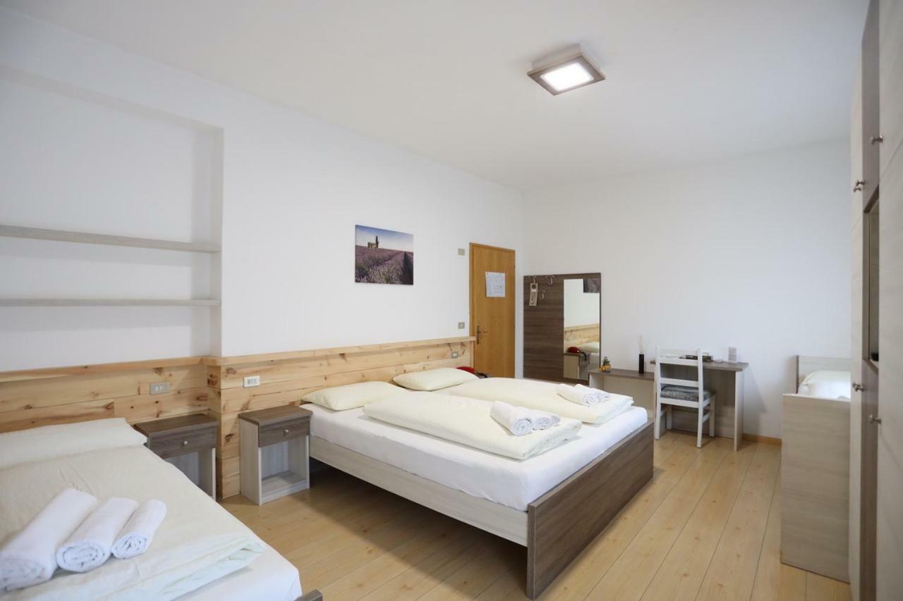 Albergo Bellaria Карано Екстериор снимка